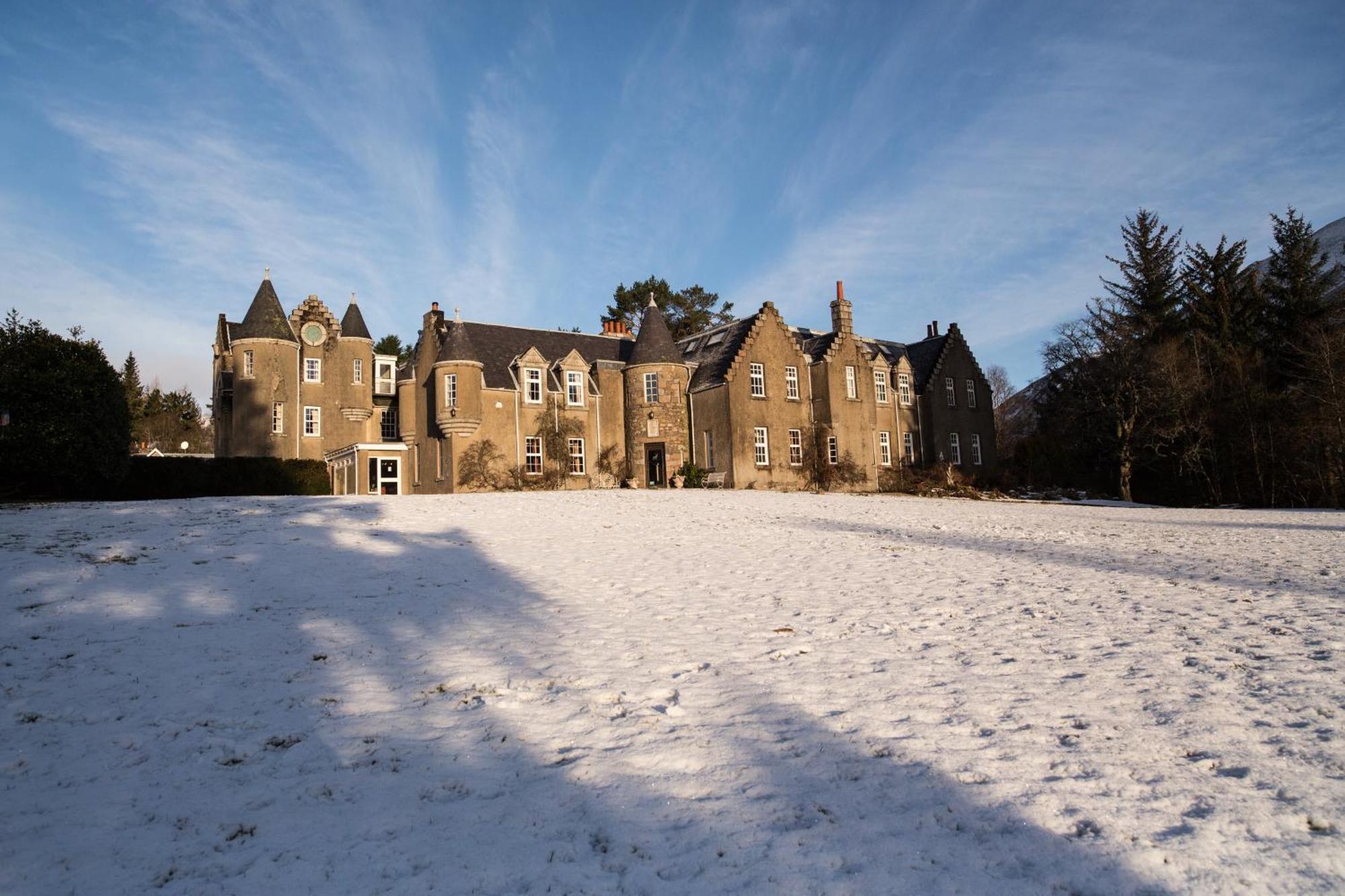 Dalmunzie Castle Hotel Spittal of Glenshee Exterior foto